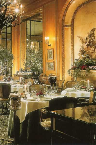 Hotel Prince de Galles, Paris